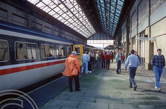 02009.  Hertfordshire Railtours HST. Blackburn. 23.03.1991