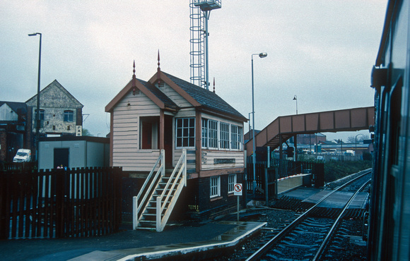 01963. Signalbox. Cradeley Heath. 16.03.1991