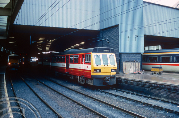 02092. 141117. Huddersfield service. Leeds. 02.04.1991