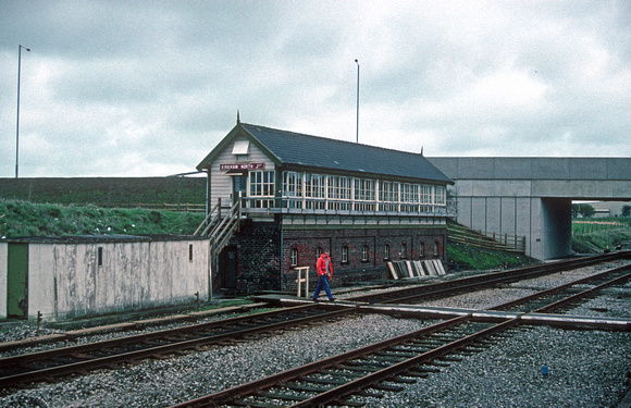 02176. Kirkham North Junction signalbox. Kirkham. 05.04.1991