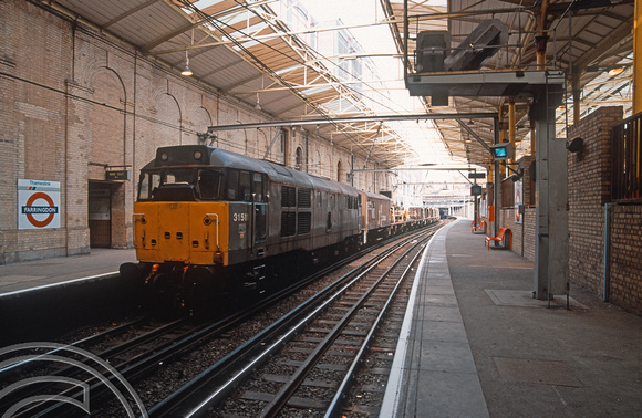 02212. 31511. Rewiring train. Farringdon. 14.04.1991