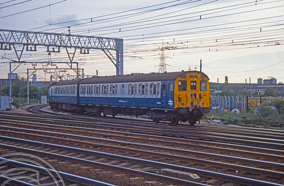 02357. 305414. With driving trailer 75289 from 302241. Stratford. 13.05.1991