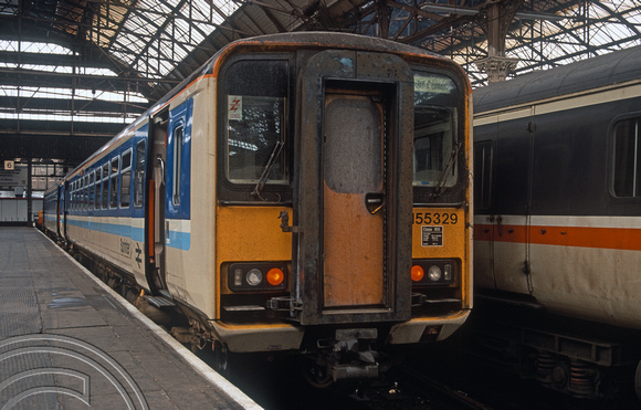 02659. 155329. 12.00 to Cardiff. Manchester Piccadilly. 21.06.1991