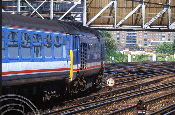02811. 50017. On rear of ECS from Waterloo hauled by 50037. Clapham Junction. 10.07.1991
