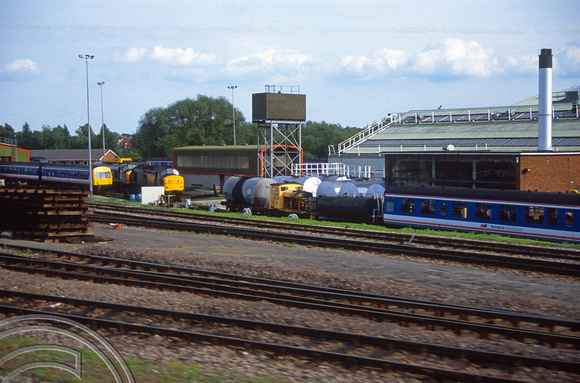 02781. View of the depot from a passing train. Reading. 26.06.1991