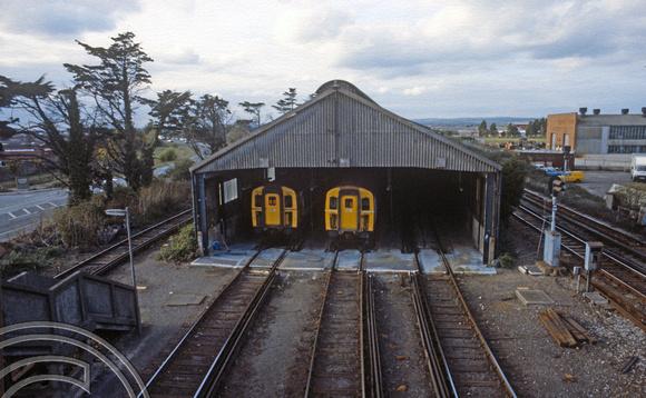 0166. 1270. 1114. Carriage shed. Littlehampton. 15.10.1989.+