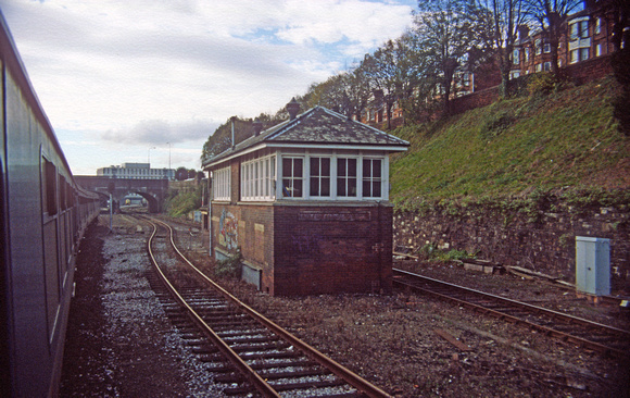 0247. Signalbox. Exeter Central. 25.10.1989.+