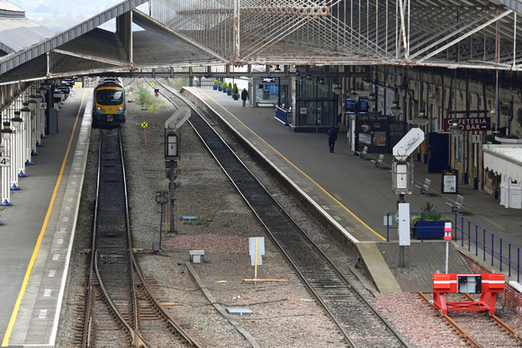 DG341894. Deserted station. 11.57am. Huddersfield. 9.4.20.