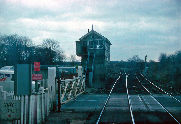 0592. Ulceby South Junction signalbox. Seen from 52042. Ulceby. 7.3.1990
