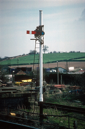 0607. Semaphore signal. Barnetby. 8.3.1990