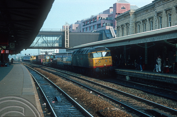 0790. 47142. Engineers train. Reading.  22.04.1990