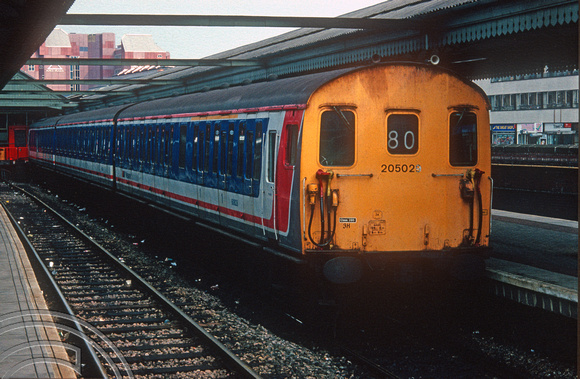 0792. 205029. 17.35 to Portsmouth. Reading.  22.04.1990