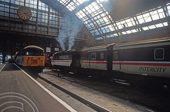 02996. 56110. 43119. HST on 14.30 to Sheffield. London St Pancras. 31.08.1991