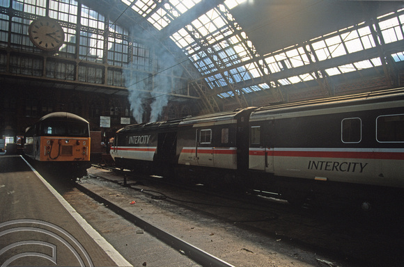 02997. 56110. 43119. HST on 14.30 to Sheffield. London St Pancras. 31.08.1991