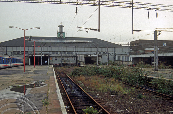 03057. In the last week before closure. Tilbury Riverside. November.1992