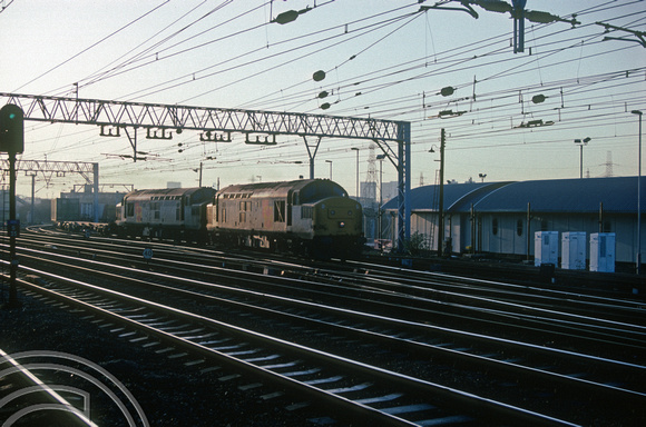 03080. A pair of Class 37s. Stratford. 22.12.1992