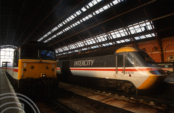 3136. 47853. 43072. Class 47 ex Nottingham. Class 43 is 16.00 to Sheffield. London St Pancras. 09.03.1993