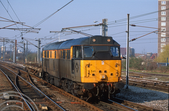 03141. 31541. Moving a crossover to Finsbury Park. Hornsey. 09.03.1993