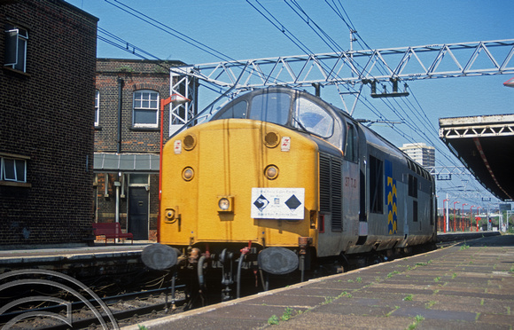 03400. 37710. With special headboard. Stratford. 06.07.1993