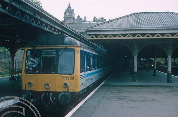 03444. 51369. 17.27 to Perth. Edinburgh Waverley. 06.08.1993