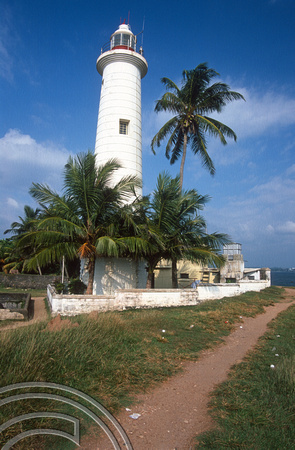 T15074. Point Utrecht lighthouse built by the British in 1938. Old town. Galle. Sri Lanka. 13.01.2002