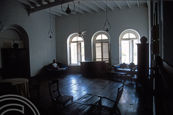 T15112. Inside The New Oriental Hotel built 1864, awaiting refurbishment. Old town. Galle. Sri Lanka. 13.01.2002