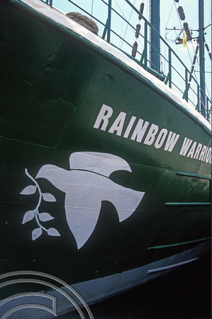 T15340. Rainbow Warrior. Port de Barcelona. Barcelona. Catalonia. Spain. 20.04.2003