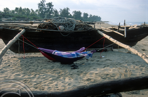 T9602. sleeping in hammocks on the beach. Arambol. Goa. India. 07.02.2000