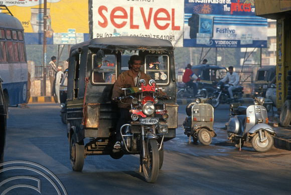 T9635. Motorcycle taxi. Rajkot. Gujarat. India. 11.02.2000