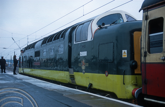 10080. D9000. Herts Railtour. Peterborough. 03.01.2002