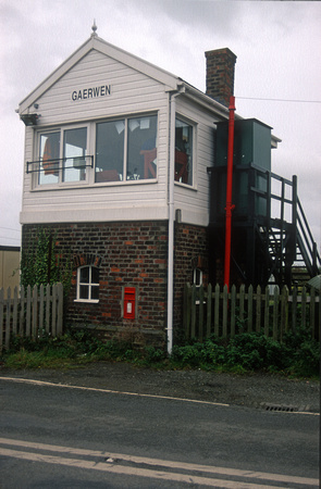 08367. Gaerwen Signalbox. Wales. 23.10.2000