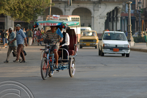 TD00978. Cycle taxi. Old Havana. Cuba. 27.12.05.