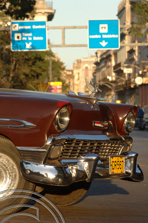 TD01370. Old American car.  Old Havana. Cuba. 15.01.06.