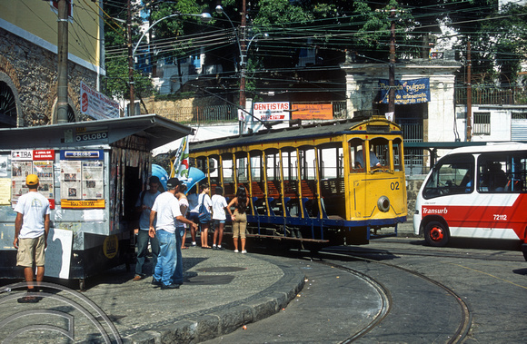 T13567. Tram 02. Santa Teresa. Rio de Janeiro. Brazil. 8.8.2002