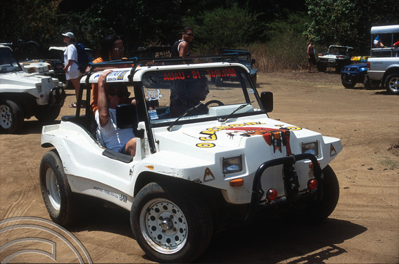 T14053. beach buggies are a popular form of transport on the island. Fernando de Noronha. Brazil. 17.08.2002