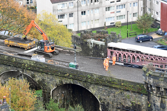DG346014. Refurbishing the  Gauxholme viaduct. Todmorden. 30.10.20.