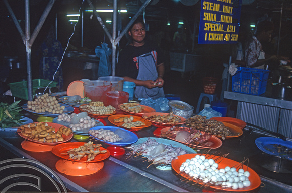 T7316. Steamboat food. Night Market. Kota Baru. Malaysia. 5th June 1998