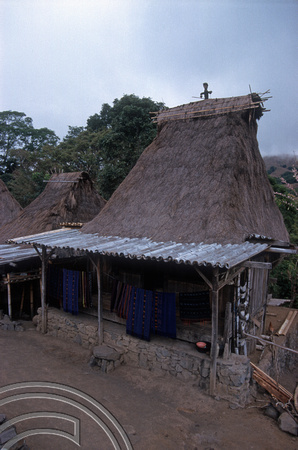 T7758. Ngada village. Desa Langa village. Flores. Indonesia. September 1998