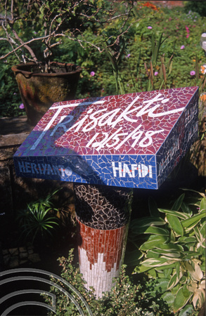 T8396. Bill and Baxter's garden. Tirtagangga. Bali. Indonesia. 14th December 1998