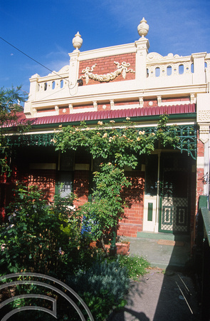 T8459. Victorian bungalow. Melbourne. Australia. December 1998