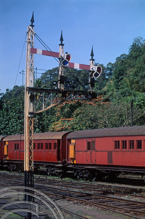 FR0128. Lower Quadrant signal gantry. Kandy. Sri Lanka. February 1992