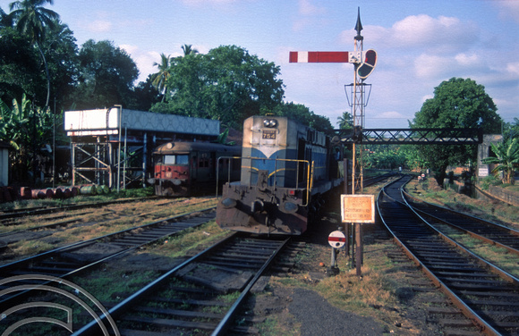 FR0141. W4 No 754. Galle. Sri Lanka. February 1992