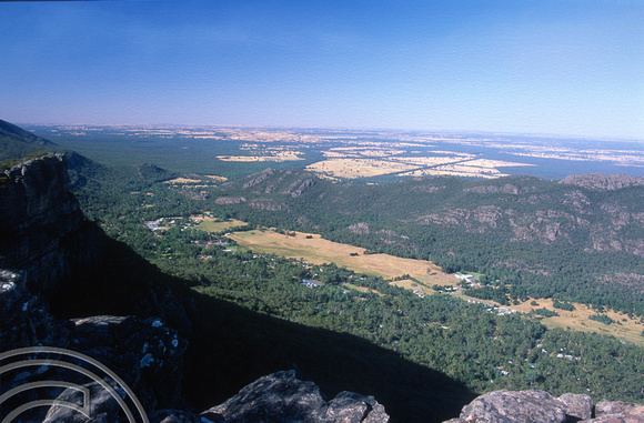 T8610. View from the Pinnacles. The Grampians. Victoria. Australia. 8th January 1999