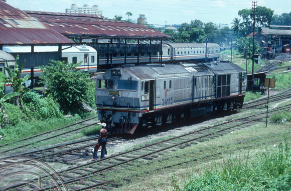 FR0162. 24115. Coming off the shed.  Kuala Lumpur. Malaysia. 08.05.1992