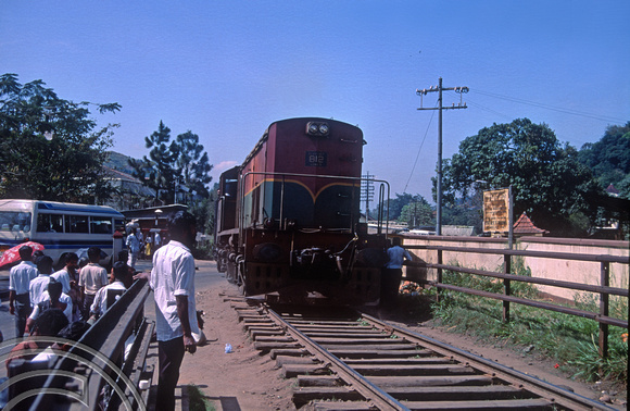 FR0130. Class M7 No 812. Kandy. Sri Lanka. February 1992