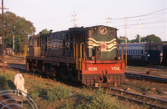 FR0278. YDM4 No 6238. Station Pilot. Villapuram. Tamil Nadu. India. 28th January 1998