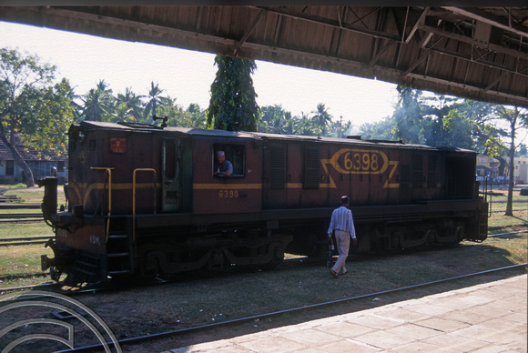 FR0282. YDM4 No 6398. Pondicherry. Tamil Nadu. India. 28th January 1998