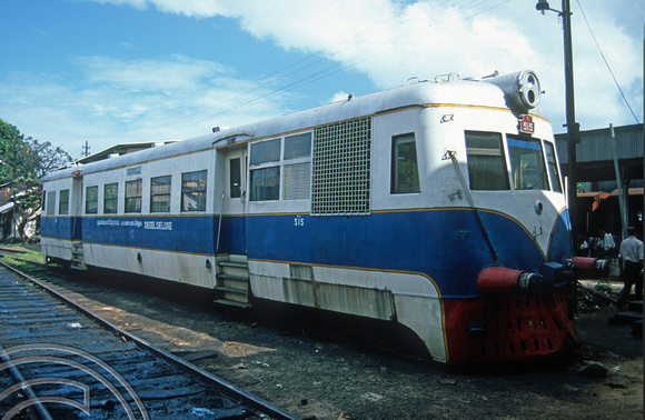 FR0995. T1 railcar No 515. Maradana. Colombo. Sri Lanka. 15.01.2003