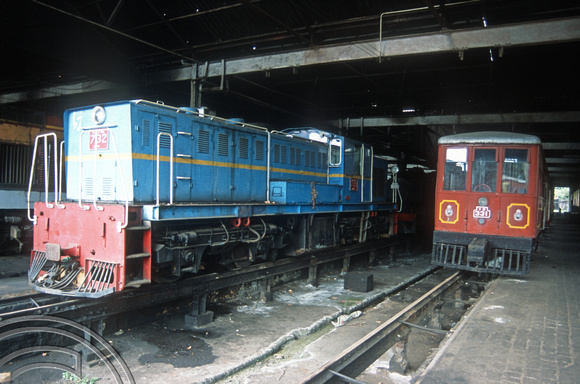 FR1002. N2 No 732. Sentinal steam railcar V2 No 331. Dematagoda depot. Colombo. Sri Lanka. 15.01.2003