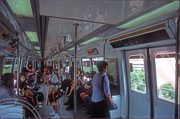 FR1128. Interior of older stock on the East-West MRT line. Singapore. 09.09.2003